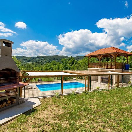 1 Bedroom Beautiful Apartment In Rakovica Εξωτερικό φωτογραφία