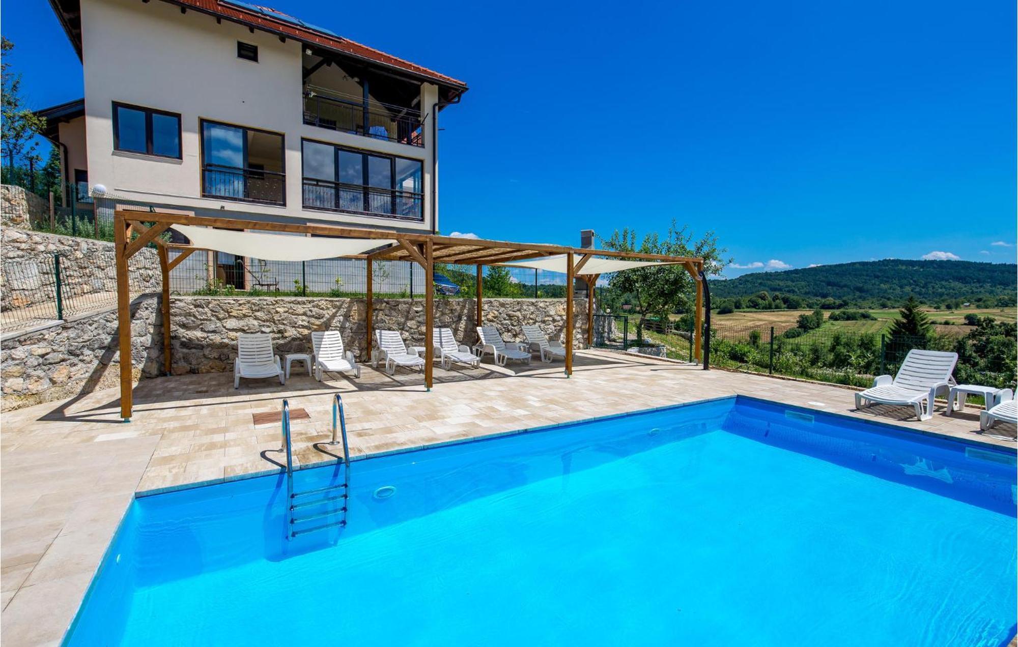 1 Bedroom Beautiful Apartment In Rakovica Εξωτερικό φωτογραφία