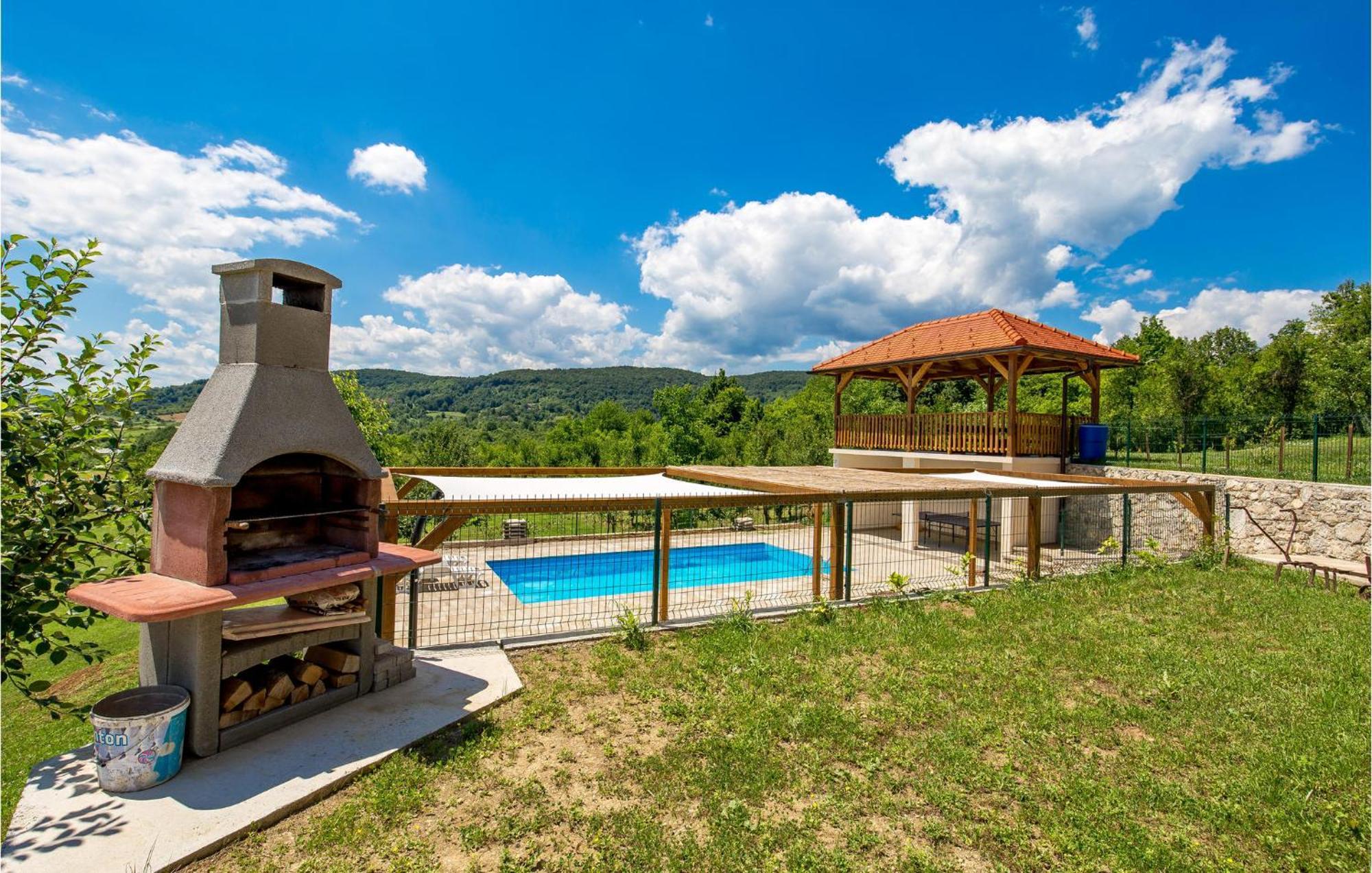 1 Bedroom Beautiful Apartment In Rakovica Εξωτερικό φωτογραφία